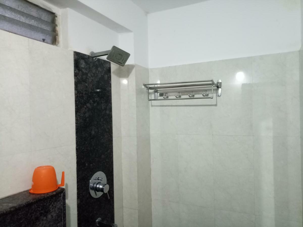 Hôtel Assam Jatri Niwas à Purî Extérieur photo