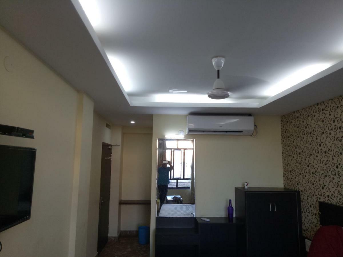 Hôtel Assam Jatri Niwas à Purî Extérieur photo